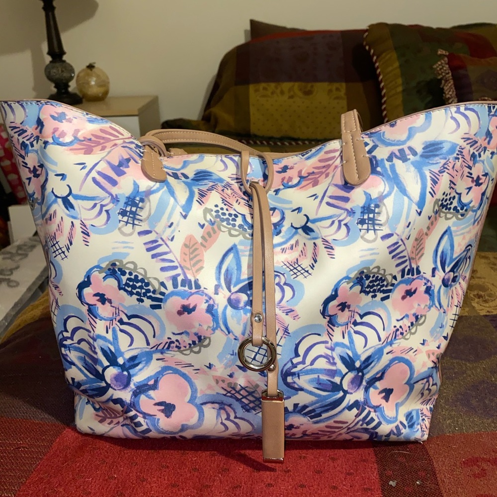 Adorable Spring Tote from Charming Charlie